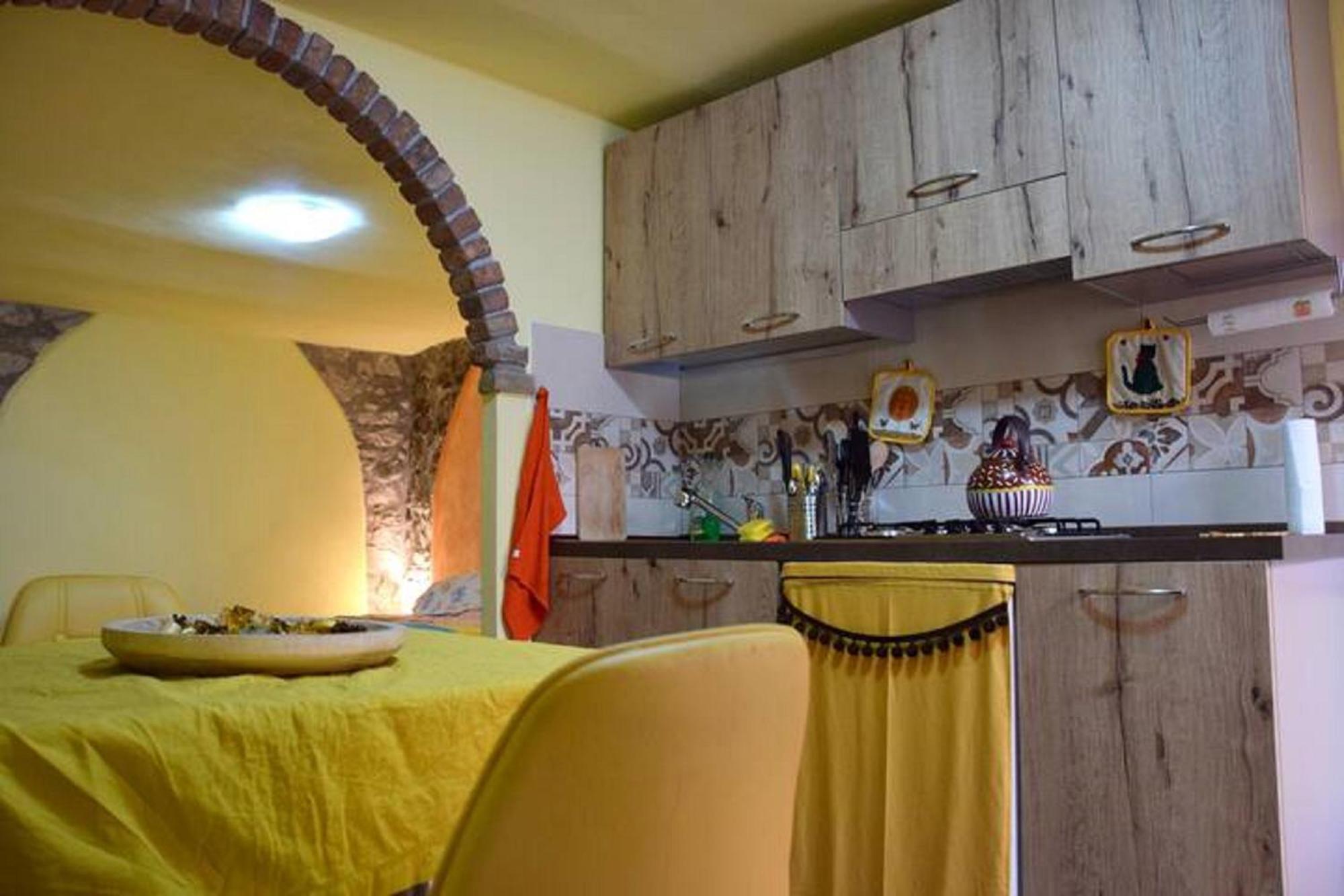 Agriturismo Su'E Lentu ボーザ エクステリア 写真